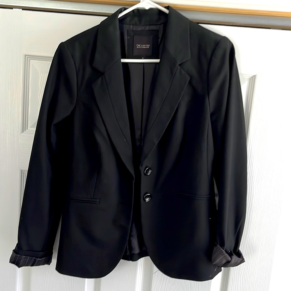 The Limited size 6 Black blazer